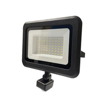 LED Vonkajší reflektor so senzorom LED/50W/230V 4000K IP65 čierna