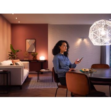 Základná sada Philips Hue White Ambiance 3xE27/8W 2200-6500K + zariadenie na prepojenie a diaľkové ovládanie