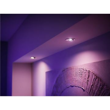 Základná sada Philips Hue WHITE AND COLOR AMBIANCE 3xGU10/4,2W/230V 2000-6500K + zariadenie na prepojenie